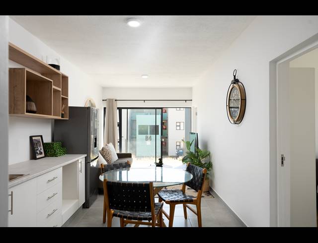 3 BEDROOM APARTMENT FOR SALE IN SHEFFIELD BEACH